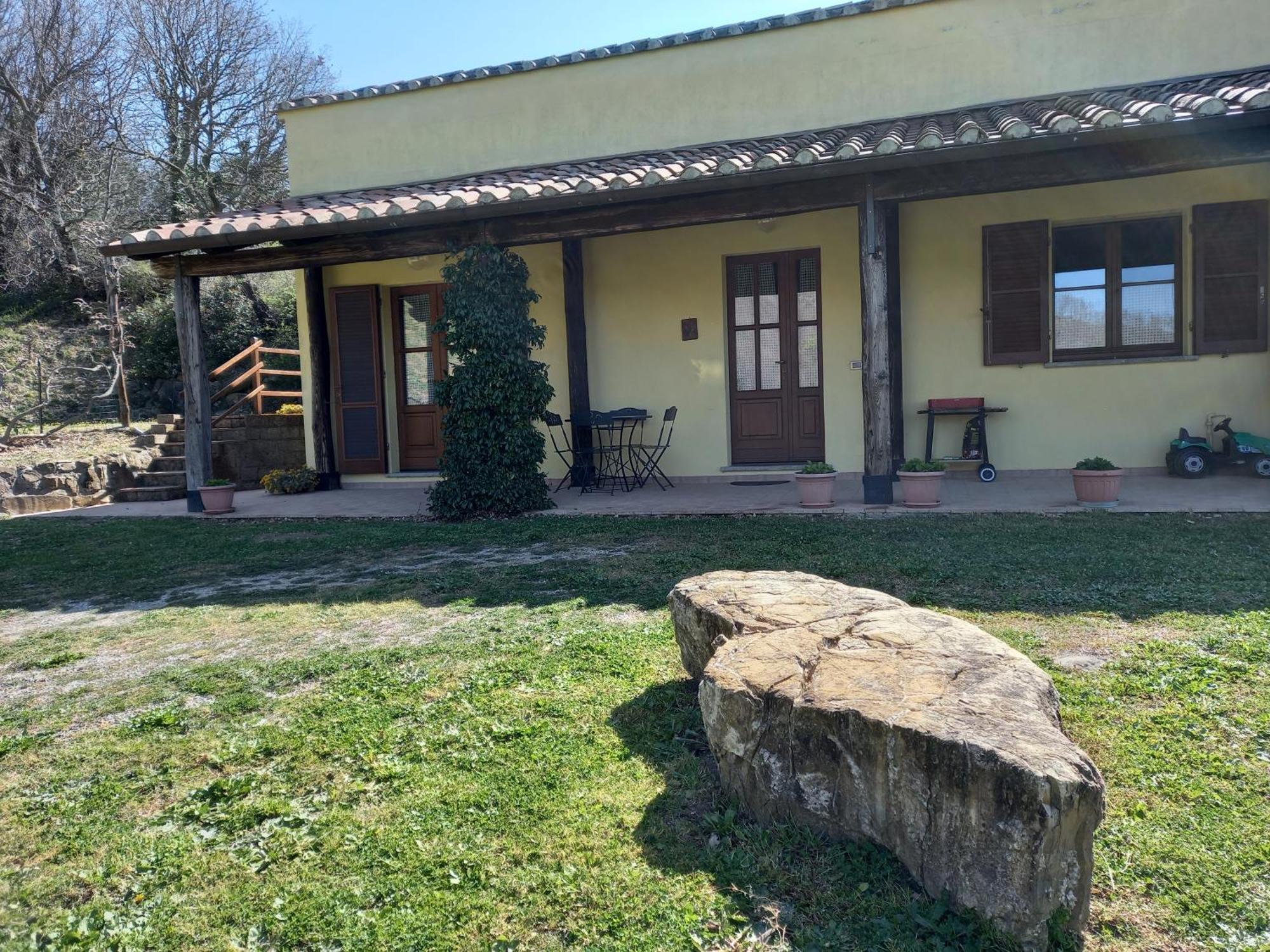 Casa Vacanze La Venarella Sorano  Camera foto